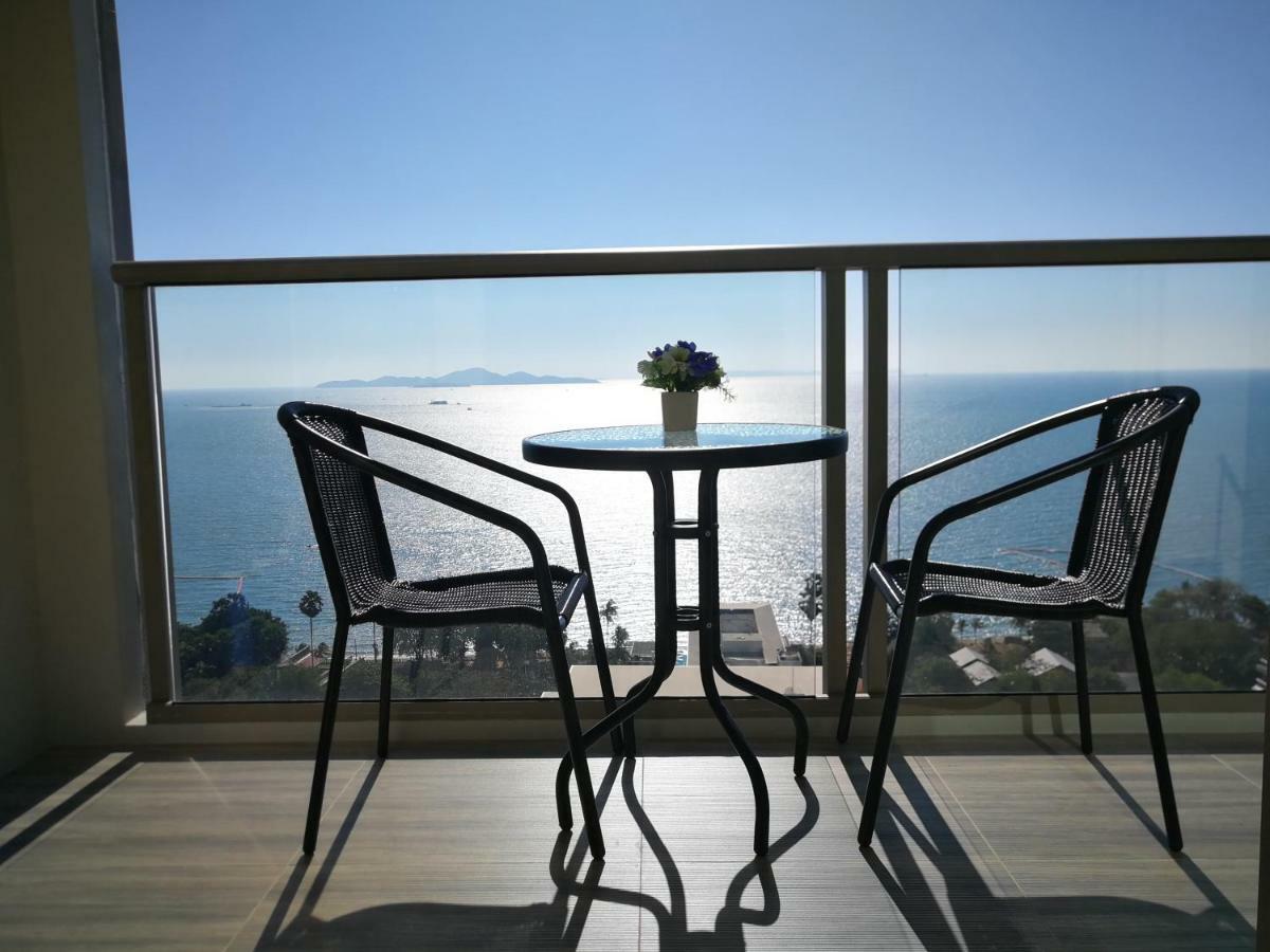 The Riviera Wongamat Hong Apartment Pattaya Esterno foto