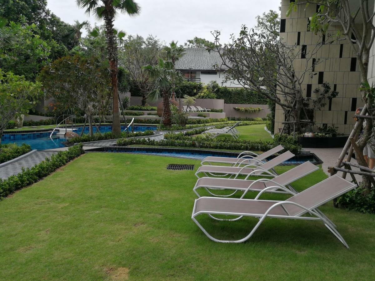 The Riviera Wongamat Hong Apartment Pattaya Esterno foto