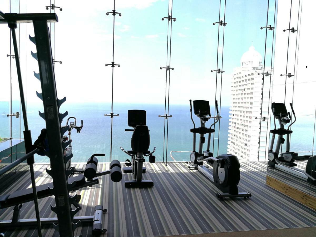 The Riviera Wongamat Hong Apartment Pattaya Esterno foto