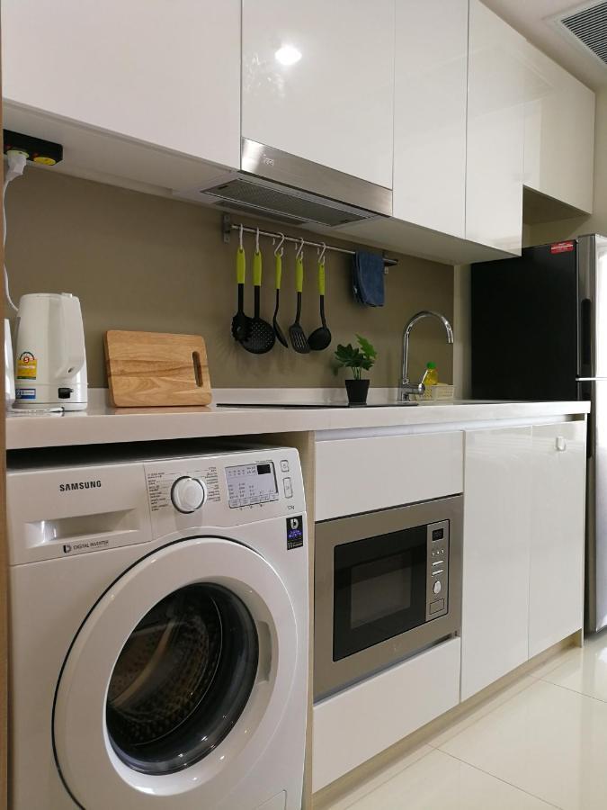 The Riviera Wongamat Hong Apartment Pattaya Esterno foto