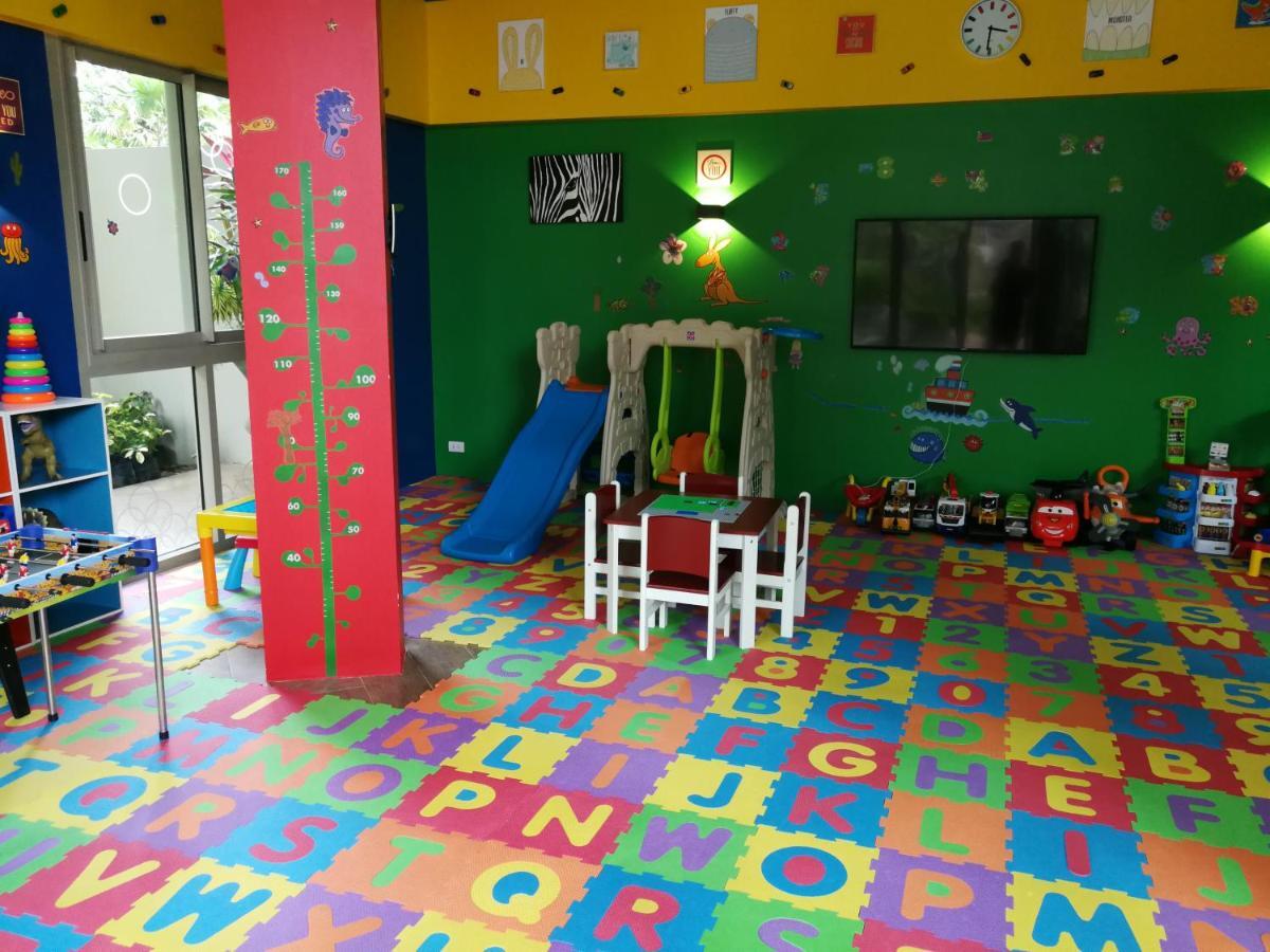 The Riviera Wongamat Hong Apartment Pattaya Esterno foto